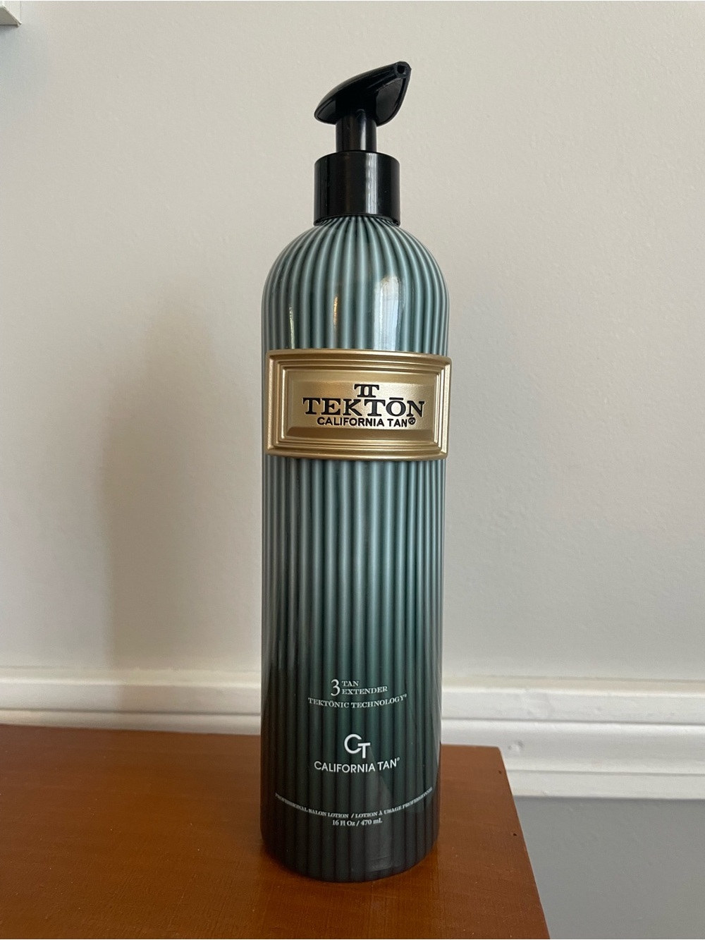 Tekton tan extender lotion